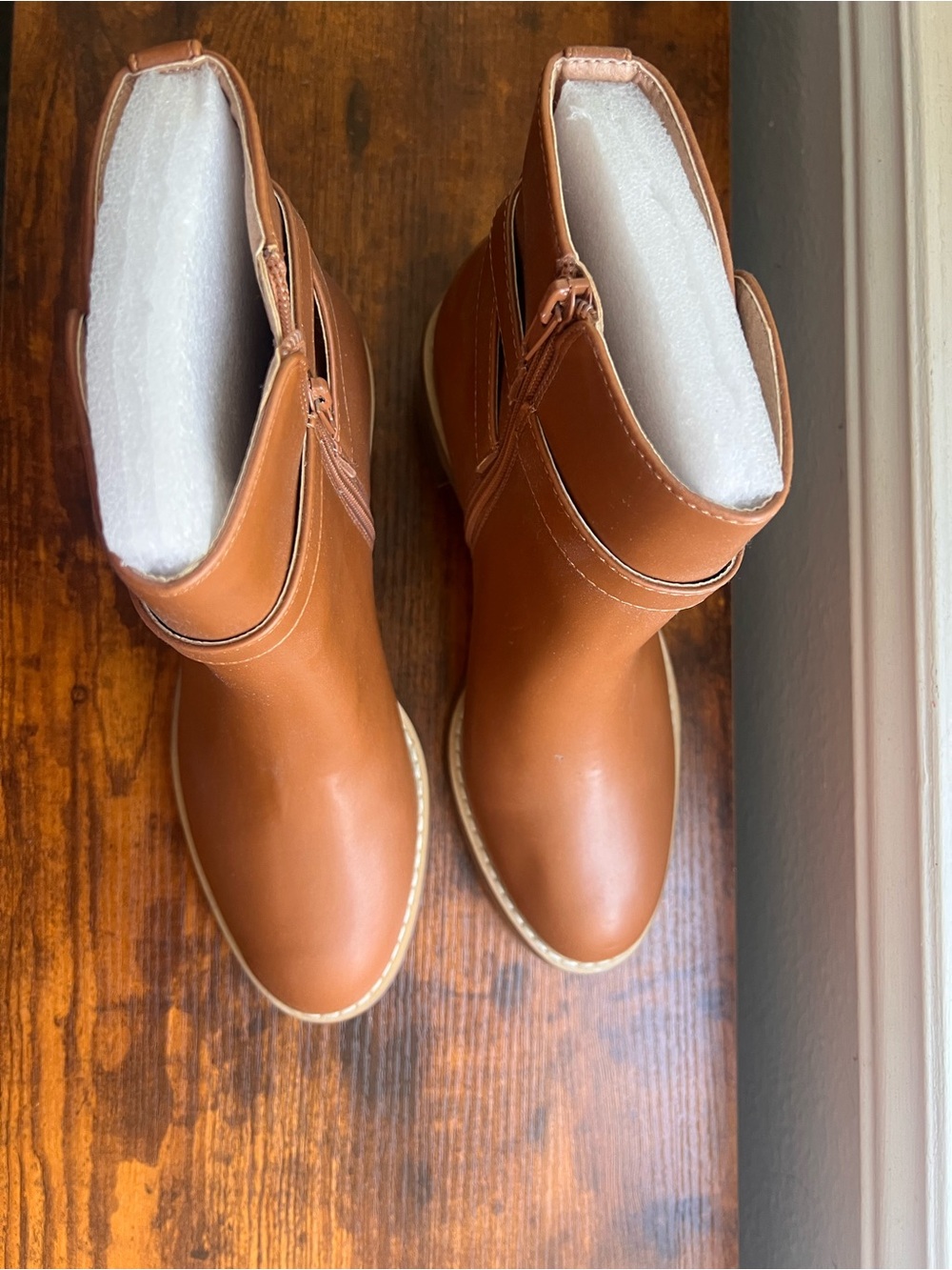 LOFT Cognac Brown Ankle Booties with Side Zip